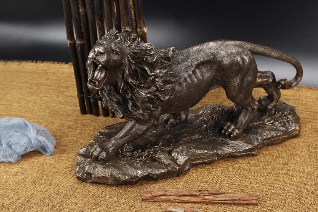 Lisandra Scott Skulptur Großer Brüllender Löwe Figur Handgefertigt Bronze-Optik Schwarz-Gold - Bild 3