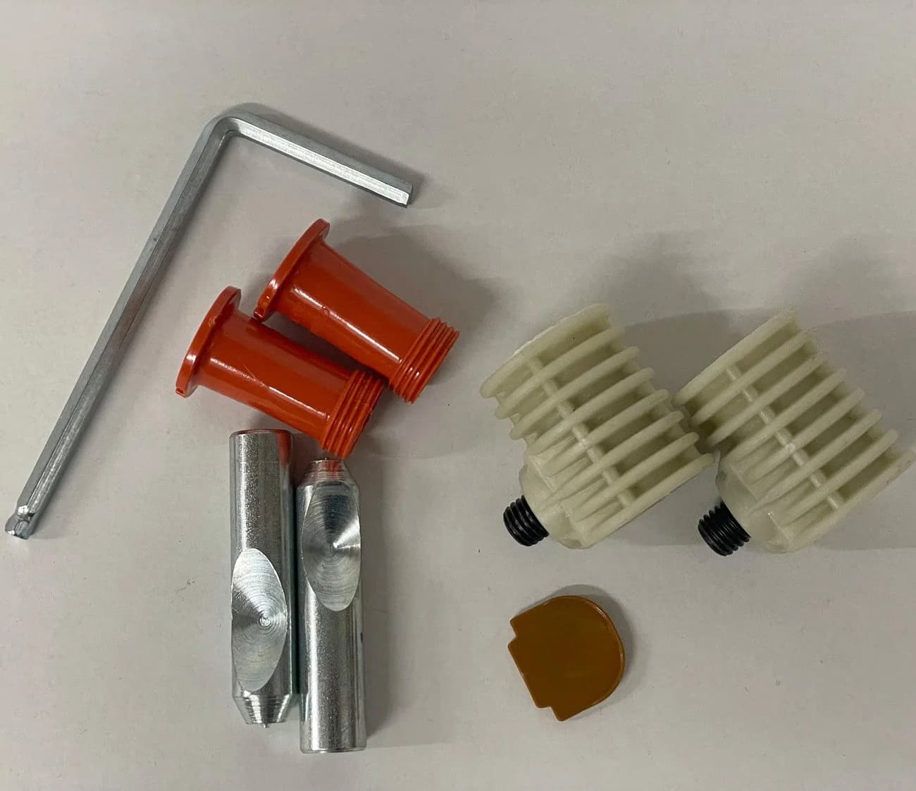 Ekershop Wand-WC-Befestigung Universal Verdeckte Montage SET Bolzen 7cm für Hänge WC & Bidet