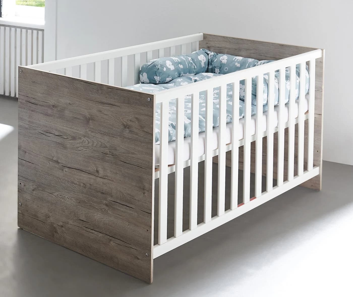 arthur berndt Babybett Bente, Gitterseiten Massivholz, 4-fach höhenverstellbar - Bild 2