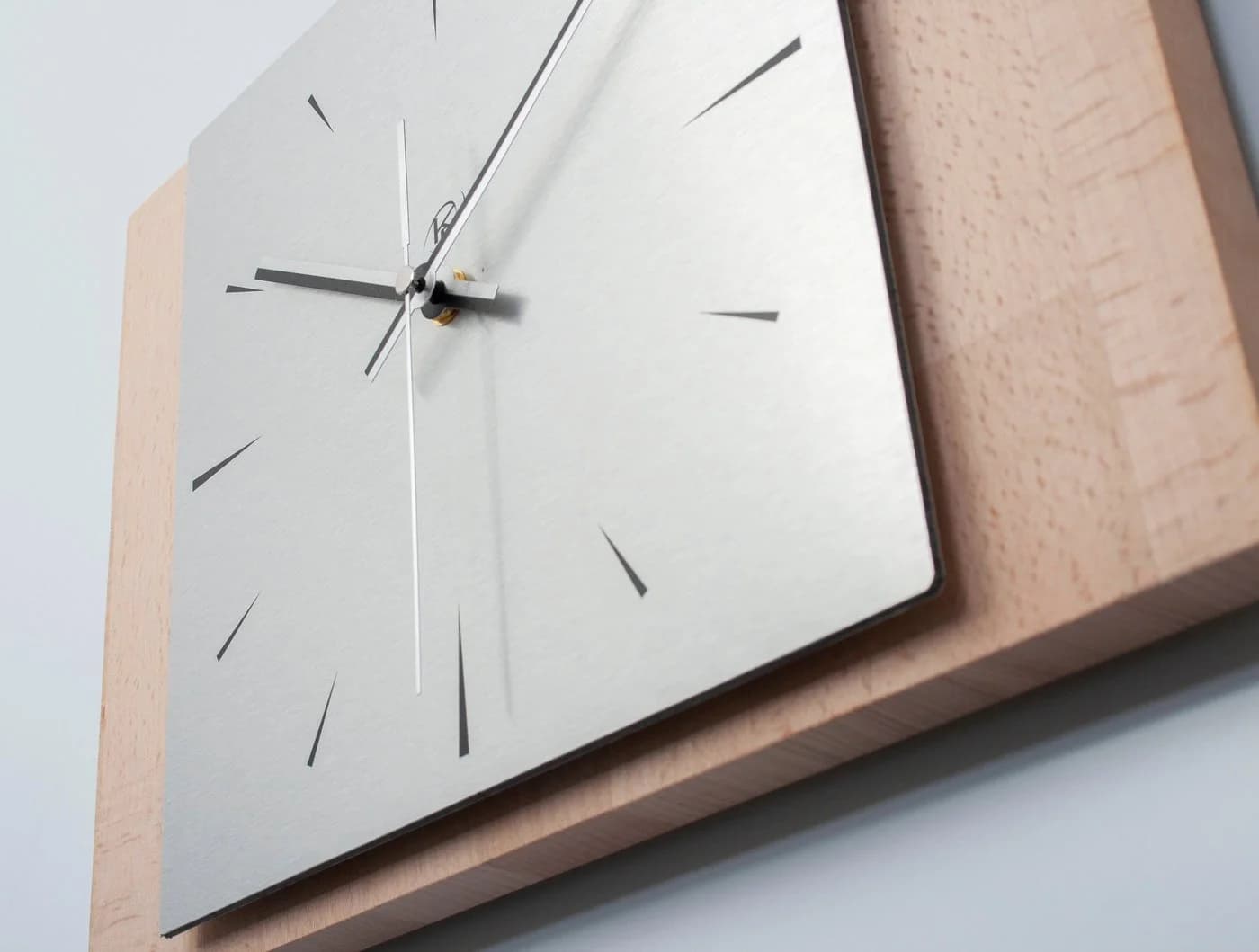Kreative Feder Wanduhr Modern Massivholz Buche Eiche - Bild 4