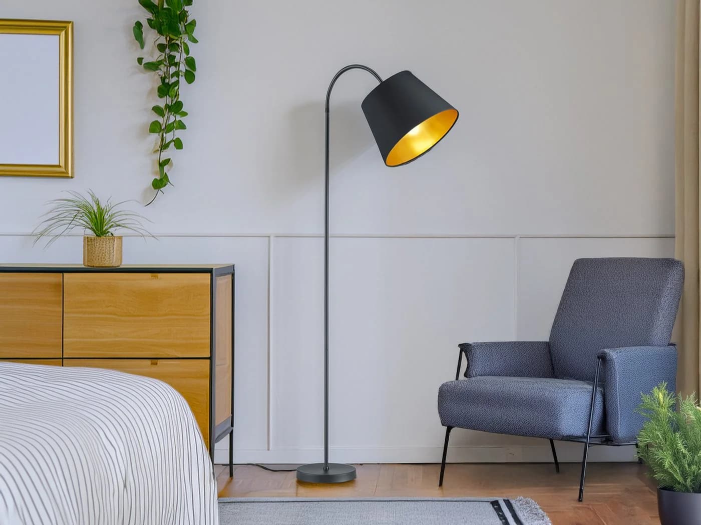 meineWunschleuchte Stehlampe Schwarz/Gold Flexarm E27 - Bild 5