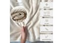 Hoodie Decke Personalisiert Sherpa mit Ärmeln - my STITCHERY Bild 1