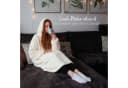 Hoodie Decke Personalisiert Sherpa mit Ärmeln - my STITCHERY Bild 4