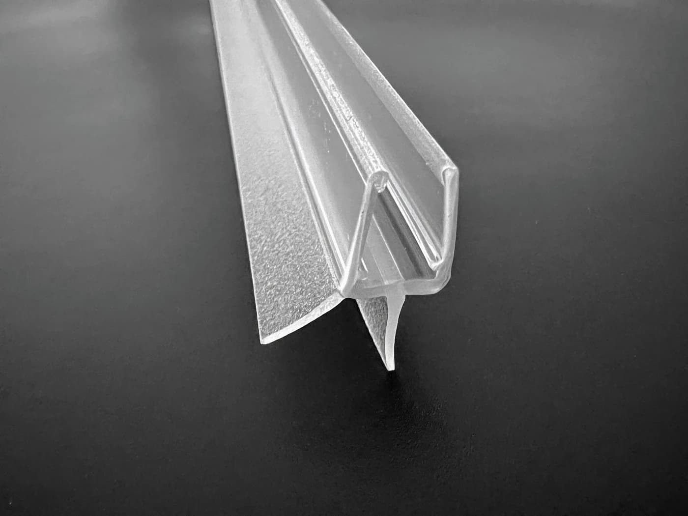 Kristhal Duschdichtung mit Abtropfleiste und Schleiflippe, transparent