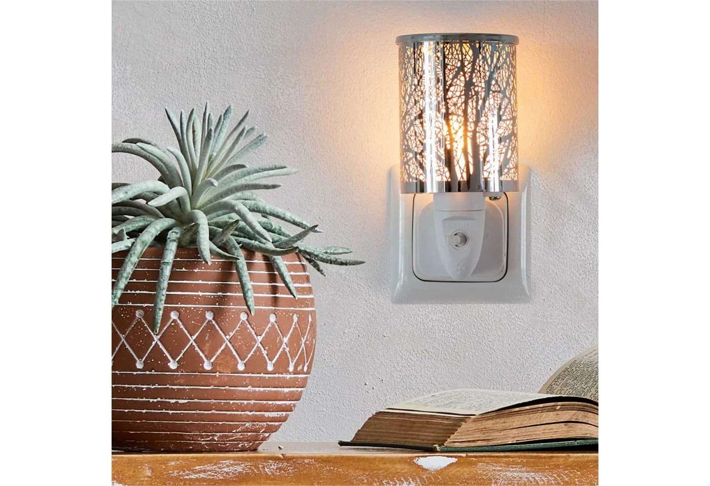 Candle BROTHERS Nachtlicht Duftlampe für Steckdose Eisen Baum-Design - Bild 2