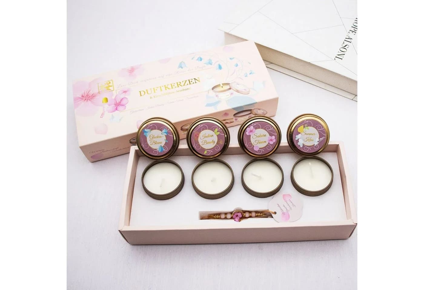 Lucadeau Duftkerzen Geschenkset 4-tlg. Rosa Sojawachs Sakura-Armband - Bild 3
