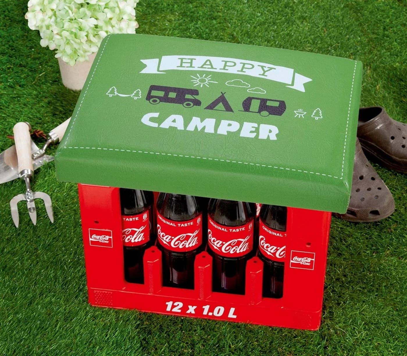 GILDE Sitzhocker Happy Camper Grün Bierkiste Sitzaufsatz