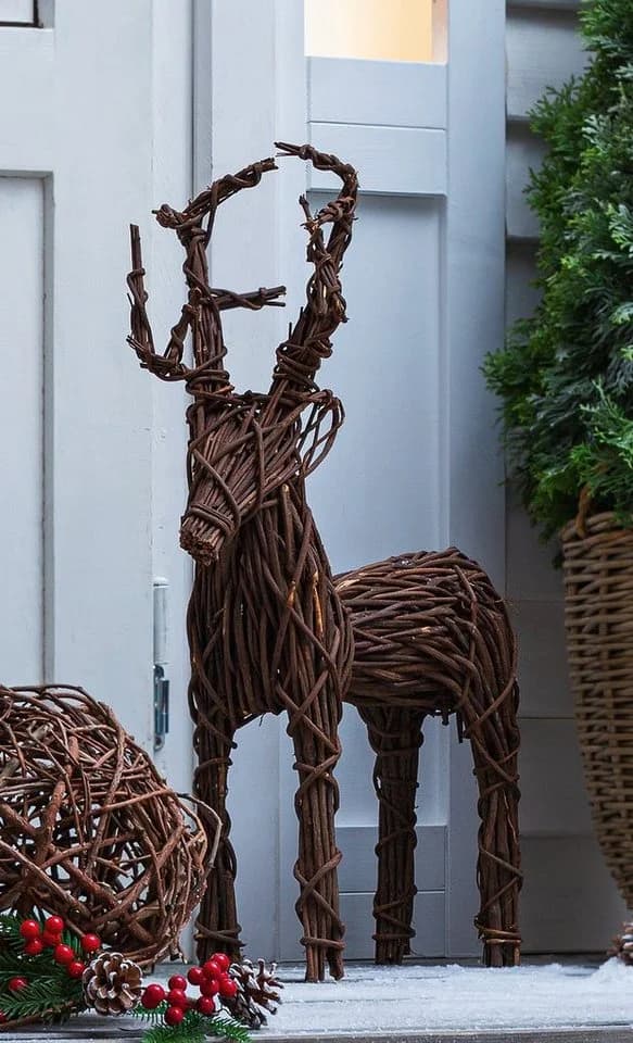 Dekoleidenschaft Dekofigur Rentier Rebenzweige 76 cm