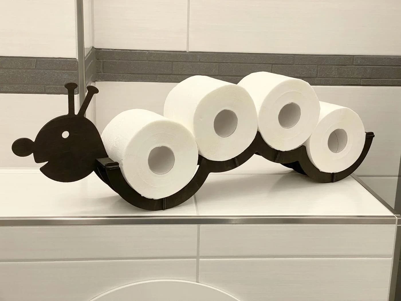 DanDiBo Toilettenpapierhalter Raupe Holz Schwarz Wandhalter - Bild 2