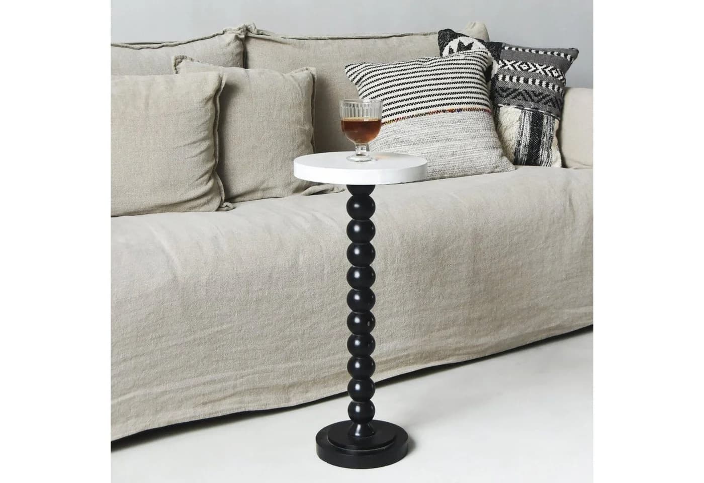 HomeGuru Couchtisch Kleiner runder Holztisch, Beistelltisch, für kleine Räume, Retro-Stil