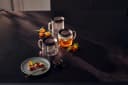 Moderne Teekanne mit 3D-Design aus Borosilikatglas, Edelstahl und Kunststoff Bild 3