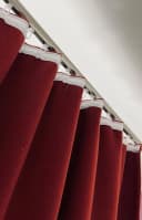 novumfix Vorhang Filzvorhang Softfilz bordeaux rot extra lang Kräuselband, verdunkelnd, Schallschutz Bild 3