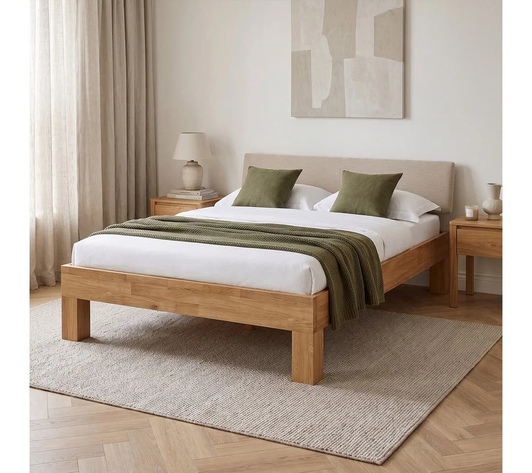 skølm Massivholzbett Floki Eiche mit gepolstertem Cord-Kopfteil beige - Bild 2