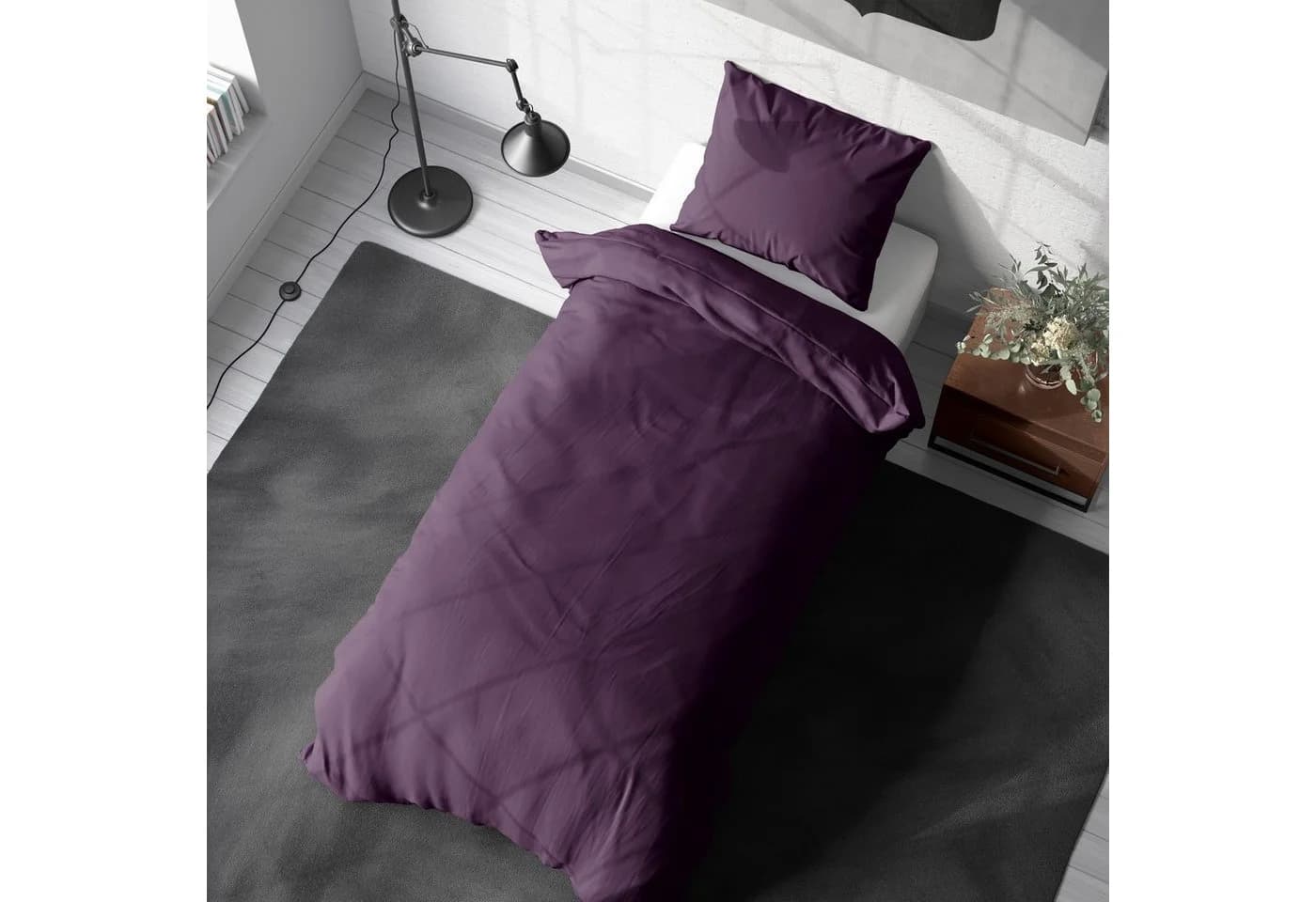 Hometex Premium Textiles Bettwäsche Mikrofaser Aubergine mit Reißverschluss