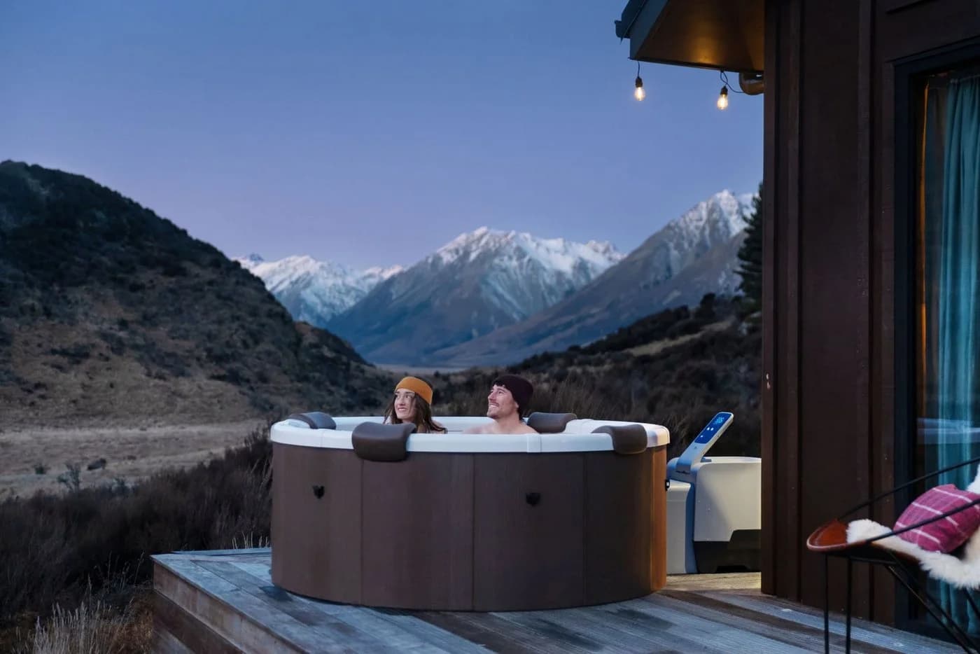 MSpa ROVA 2026 Whirlpool mit App, LED & 138 Massagedüsen - Bild 2