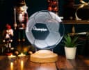 Geschenkelampe LED Nachttischlampe Fußball 3D Nachtlicht 7 Farben Bild 4