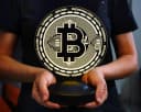 Geschenkelampe LED Nachttischlampe Bitcoin 3D Gravur 7 Farben Bild 4