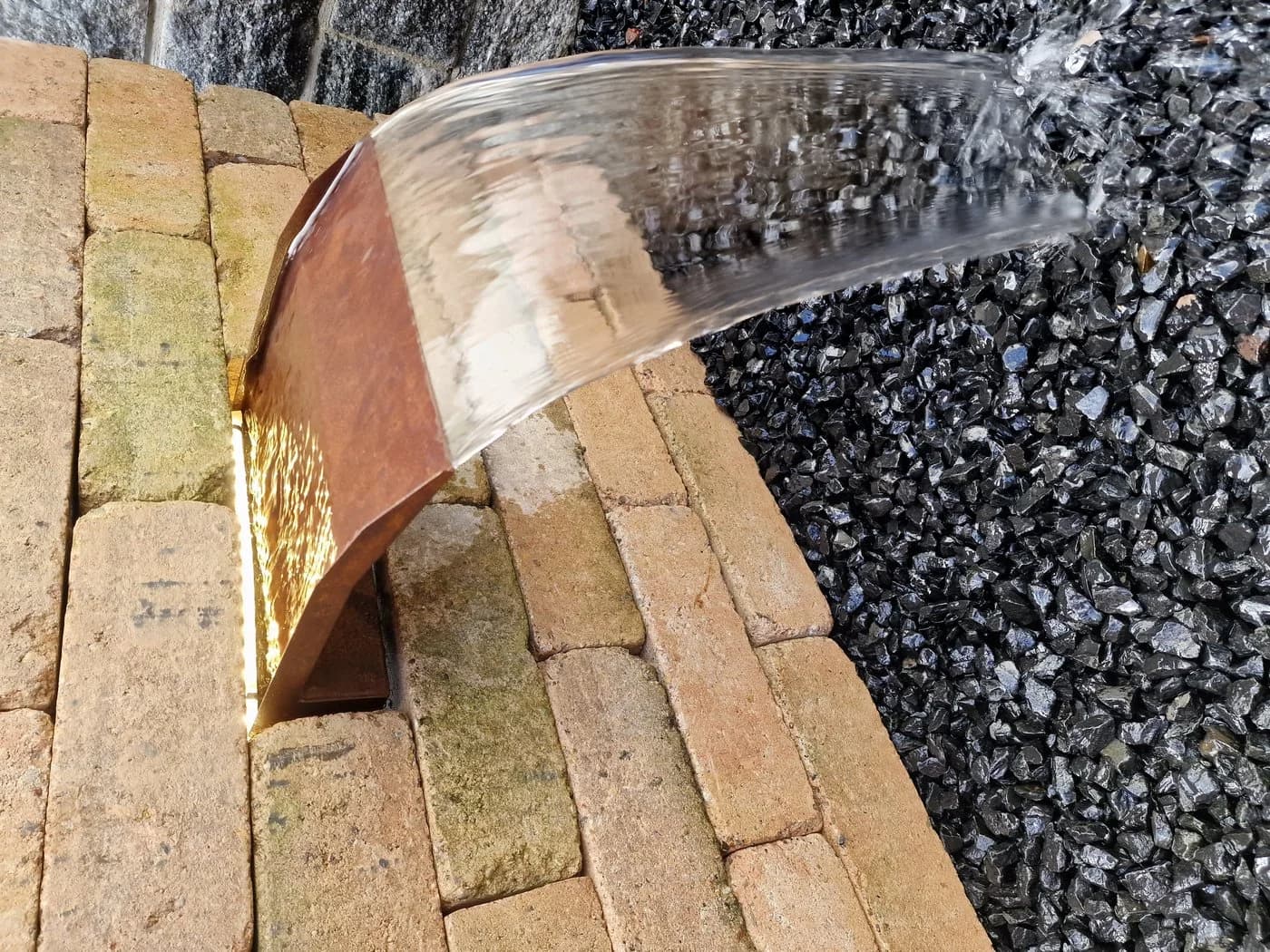 Jürgen Bocker Gartenambiente Wasserfall 30 cm Cortenstahl mit LED - Bild 3