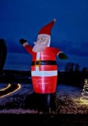 Spetebo Selbstaufblasbarer Weihnachtsmann XXL LED rot/weiß Bild 1