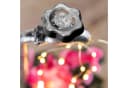 Spetebo LED Solar Deko Wasserhahn mit Blumentopf - Altsilber Bild 4