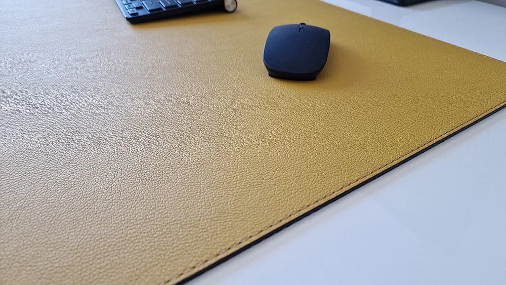 Profi Mats Schreibtischunterlage SanftLux Kunstleder mit Kantenschutz Senfgelb
