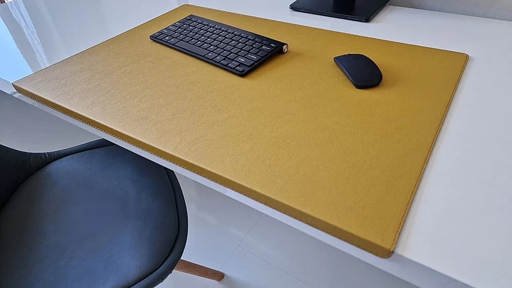 Profi Mats Schreibtischunterlage SanftLux Kunstleder mit Kantenschutz Senfgelb - Bild 2