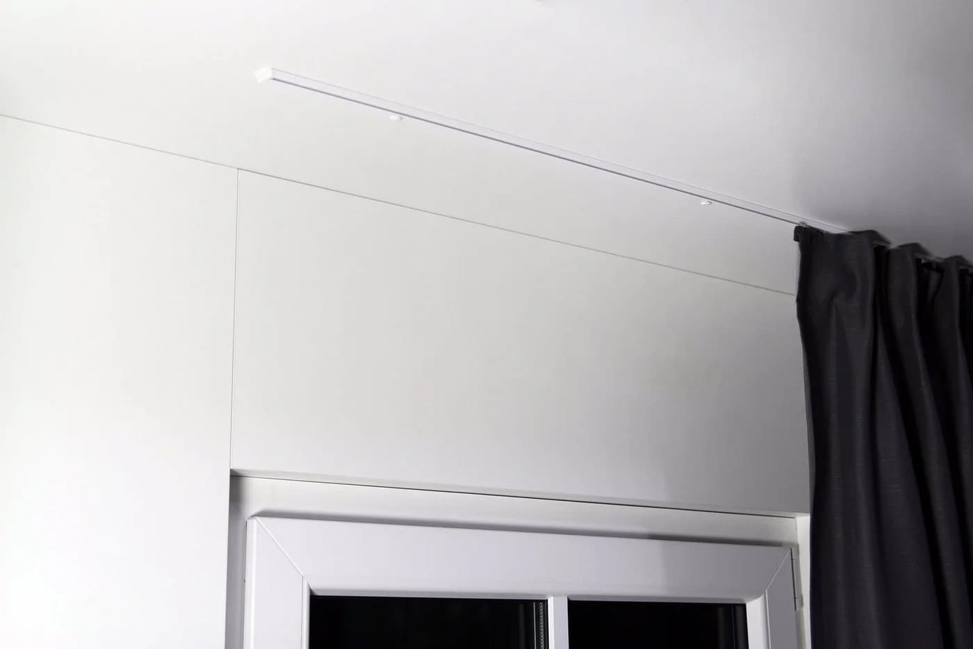 Deco-Raum Gardinenschiene Minimal Aluminium Weiß/Schwarz - Bild 4