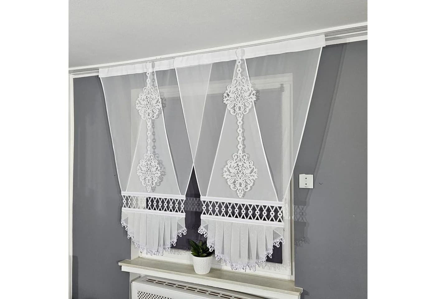 Gardinen by Justyna Scheibengardine 2er V Panel Set mit Gipüre, Kräuselband, transparent, Voile, Schiebegardinen, Fertiggardine, Paneele, Modern, Fensterdeko - Bild 3