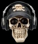 Figuren Shop GmbH Dekofigur Totenkopf mit Basecap und Kopfhörern Fantasy Gothic Bild 1