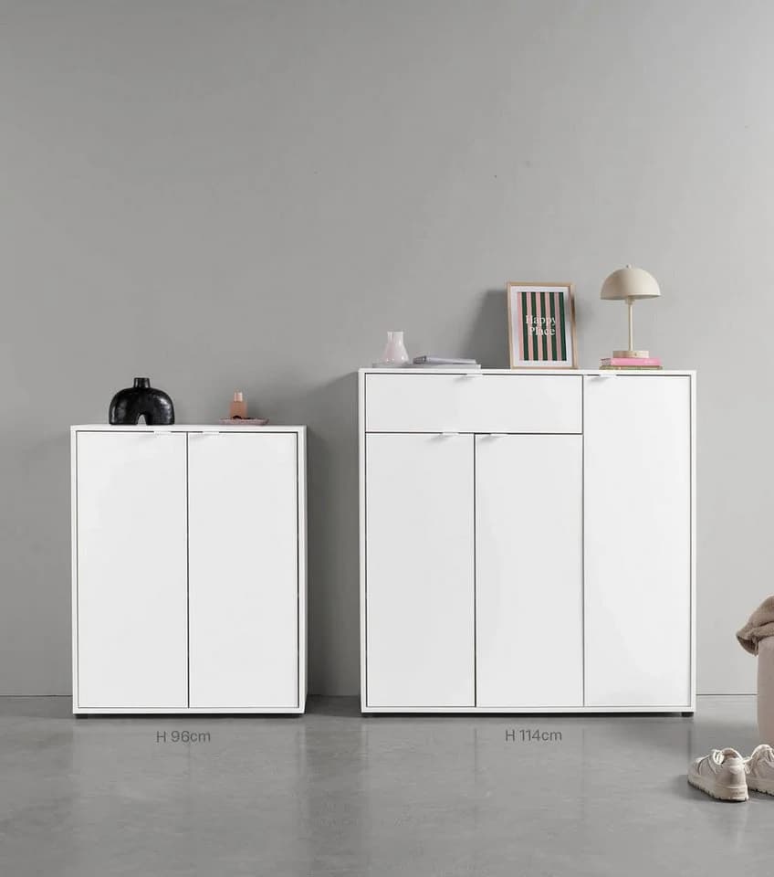 mokebo Schuhschrank 'Der Concierge' Weiß 3 Türen 1 Schublade - Bild 5