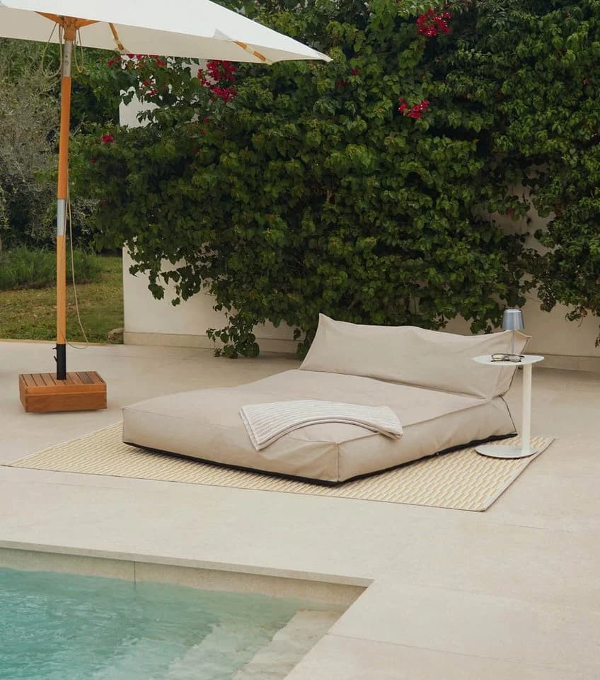 mokebo Sitzsack Outdoor Lounge 'Das Daybed' Sand