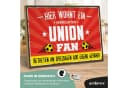 ARTFAVES Holzbild Schild mit Spruch - Hier wohnt ein verrückter UNION Fan - Fussball Bild 1