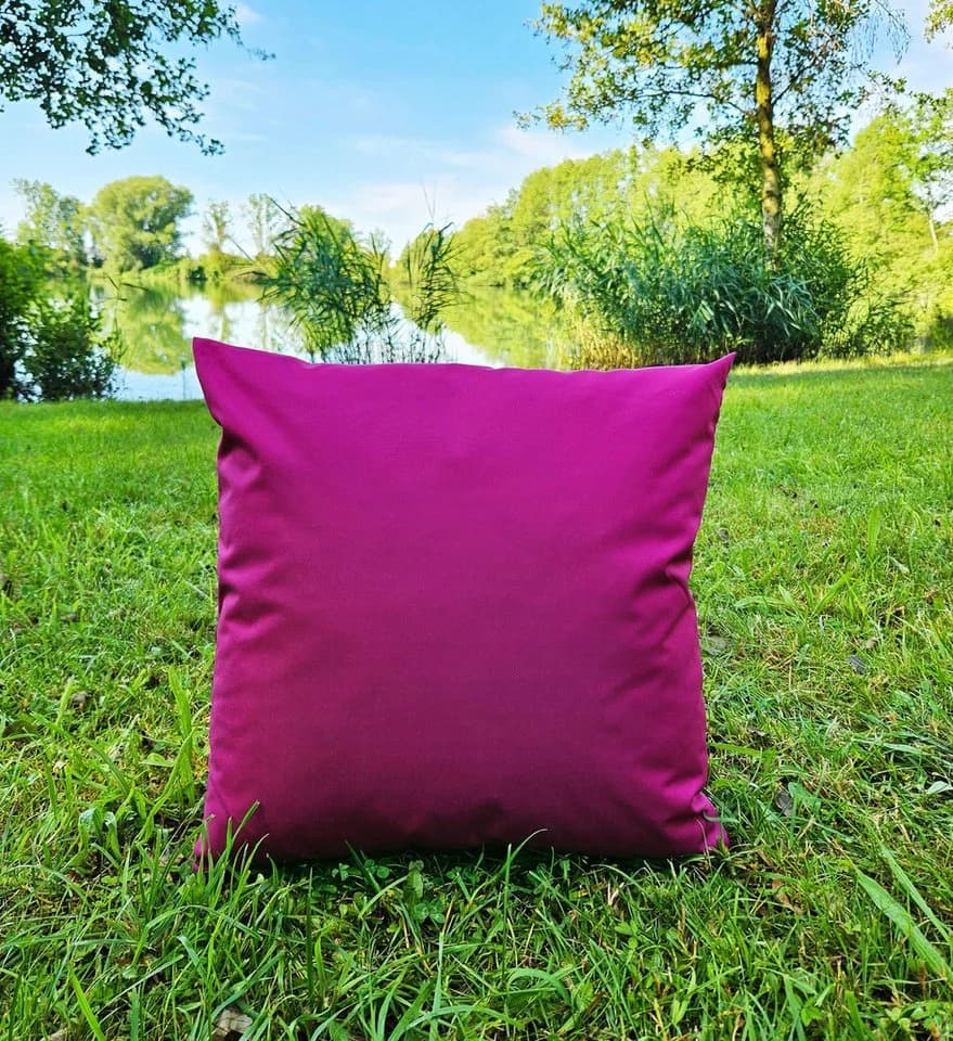JACK Dekokissen 40x40cm Outdoor Lounge Kissen Beere Wasserabweisend