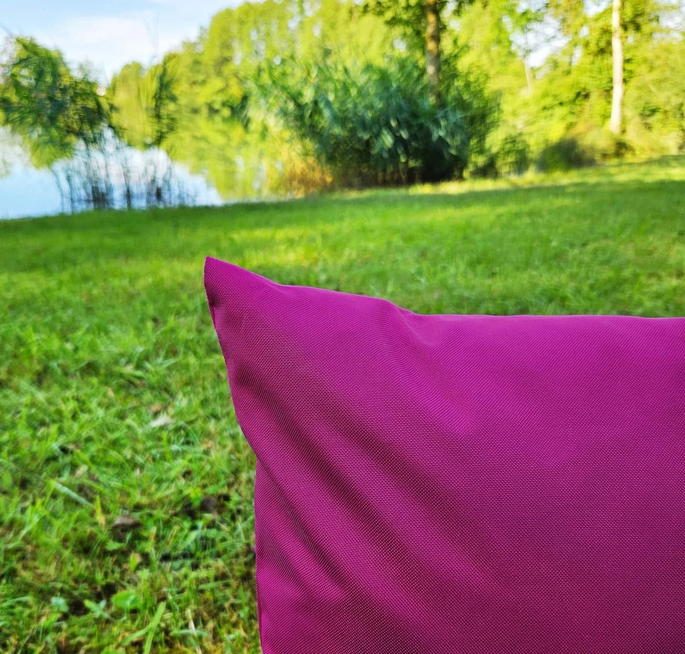 JACK Dekokissen 40x40cm Outdoor Lounge Kissen Beere Wasserabweisend - Bild 4