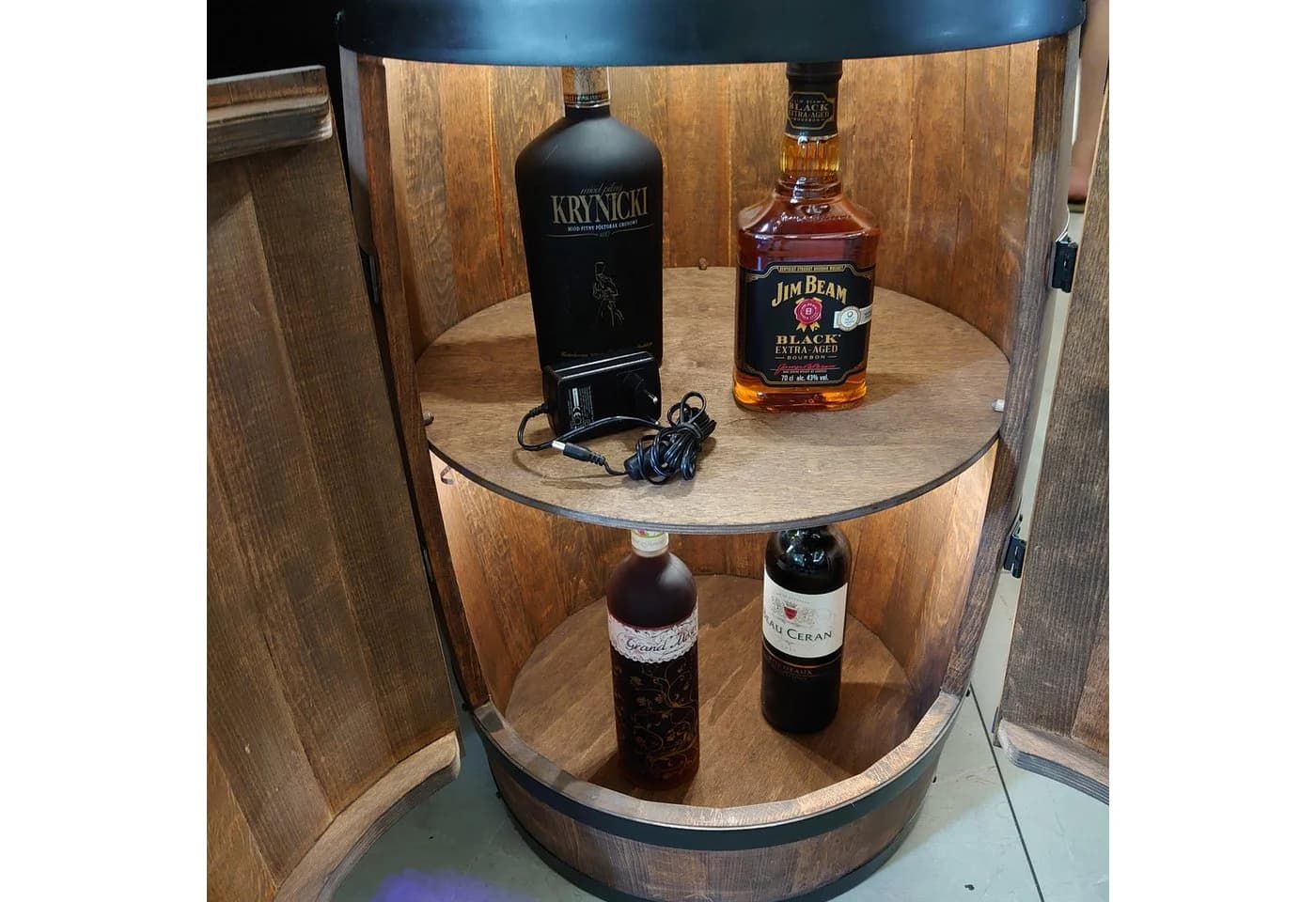 Holzfass Hausbar mit LED Weinregal Retro Design Braun - Bild 5
