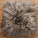 KUHFELL online & NOMAD Stuhlkissen Lammfell Natur 37 x 37 cm Echtes Schaffell Bild 1