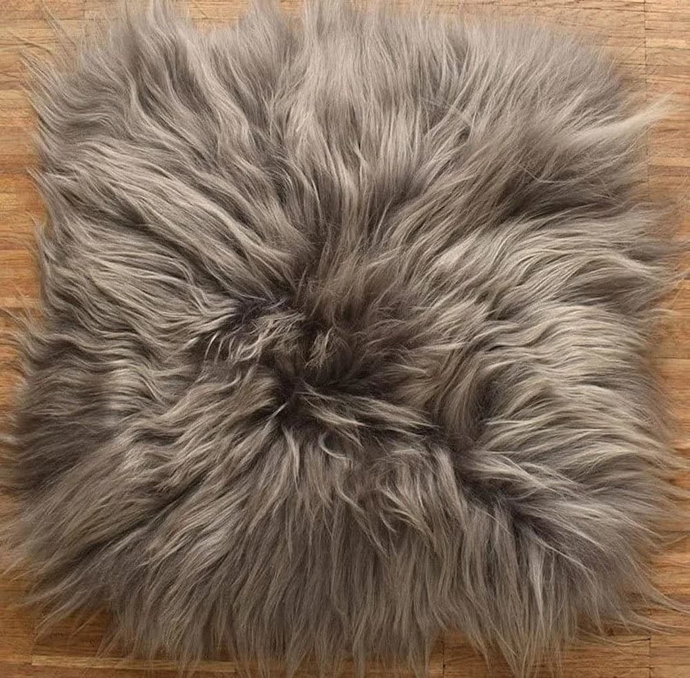 KUHFELL online & NOMAD Stuhlkissen Lammfell Natur 37 x 37 cm Echtes Schaffell