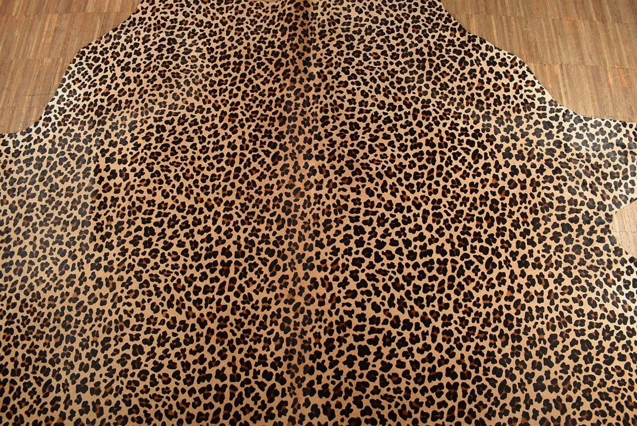 KUHFELL online & NOMAD Fellteppich Leoparden-Optik Braun Schwarz Beige - Bild 4
