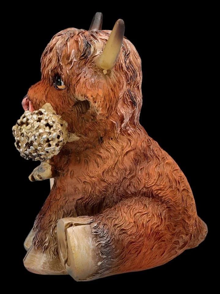 Figuren Shop GmbH Tierfigur Nemesis Now Hochlandkuh Figur – Handbemalte Polyresin Statue - Bild 5