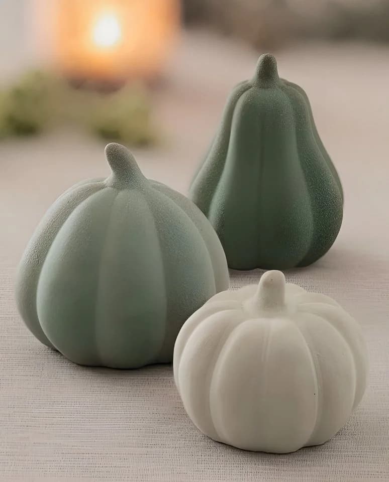 Dekoleidenschaft Dekofigur Kürbis Terracotta 3er Set Grün/Weiß