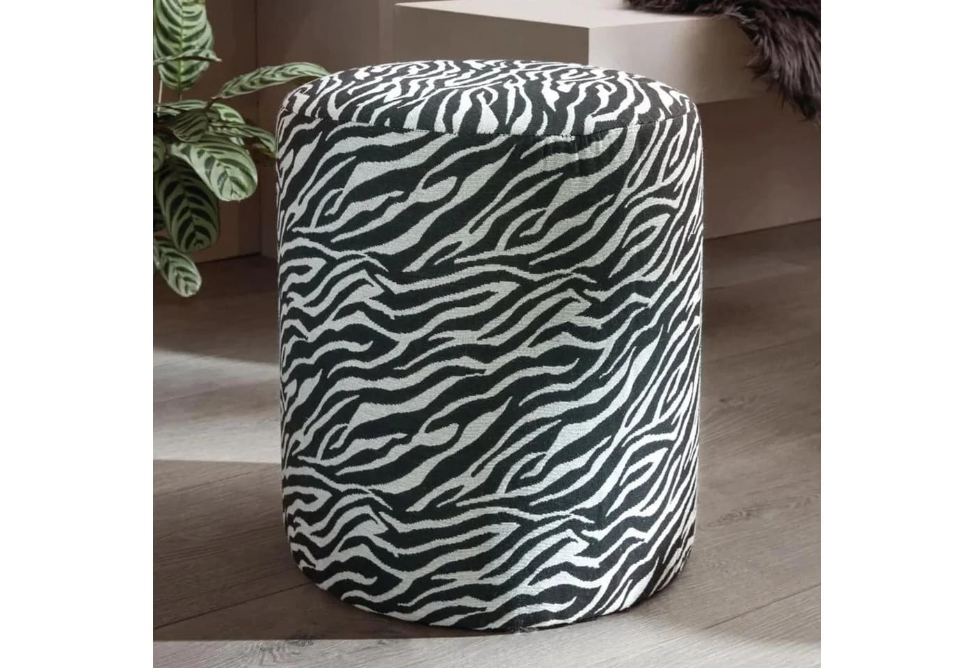 Dekoleidenschaft Polsterhocker "Zebra" Schwarz/Weiß
