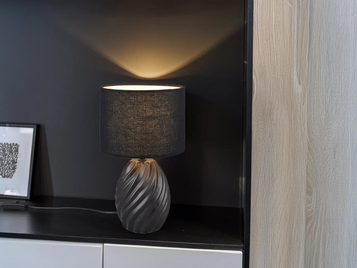 Reality Leuchten LED Nachttischlampe Schwarz Dimmbar Keramikfuß Stoffschirm - Bild 5