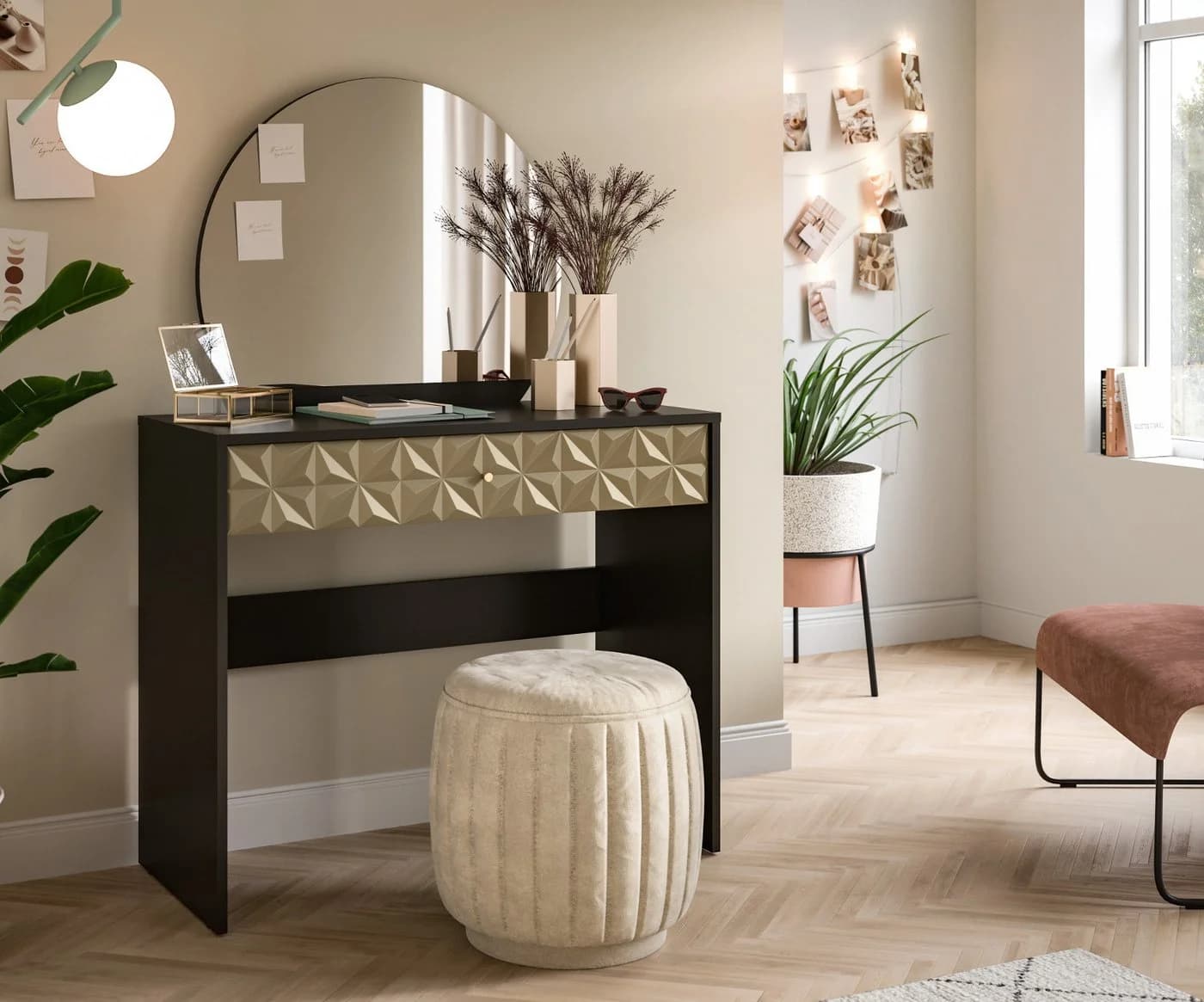 Inn.Furn Schminktisch Relief Schwarz Gold 3D-Front Spiegel