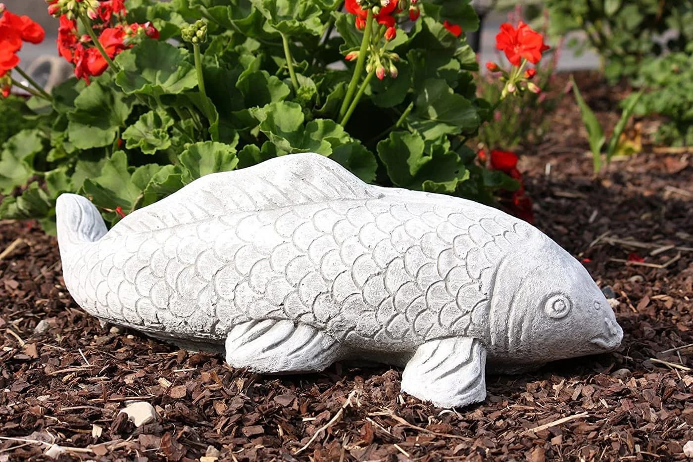 Stone and Style Frostfeste Steinfigur großer Koi