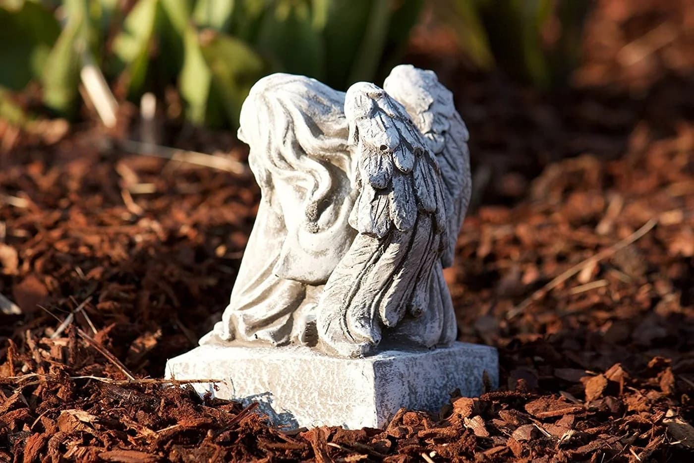 Frostfeste Steinfigur Engel 'In stillem Gedenken' auf Sockel - Bild 5