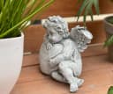 Stone and Style Engelfigur Frostfeste Steinfigur Engel am Herz Grau Bild 3