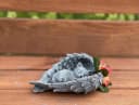 Stone and Style Frostfeste Steinfigur Grabschmuck Katze im Flügel Grau Bild 1