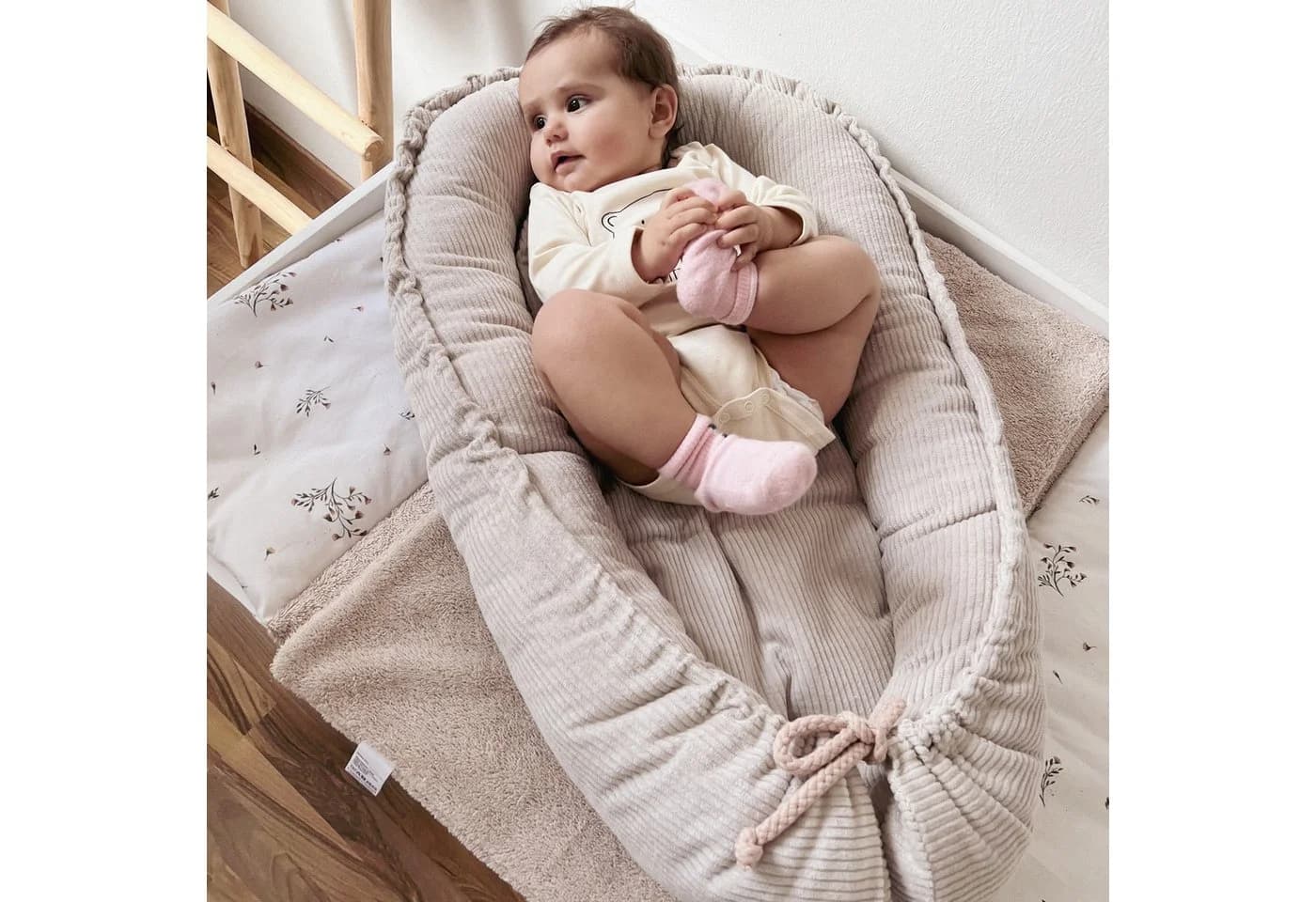 LittleANTunique Bettnestchen Cord beige weich gepolstert - Bild 5