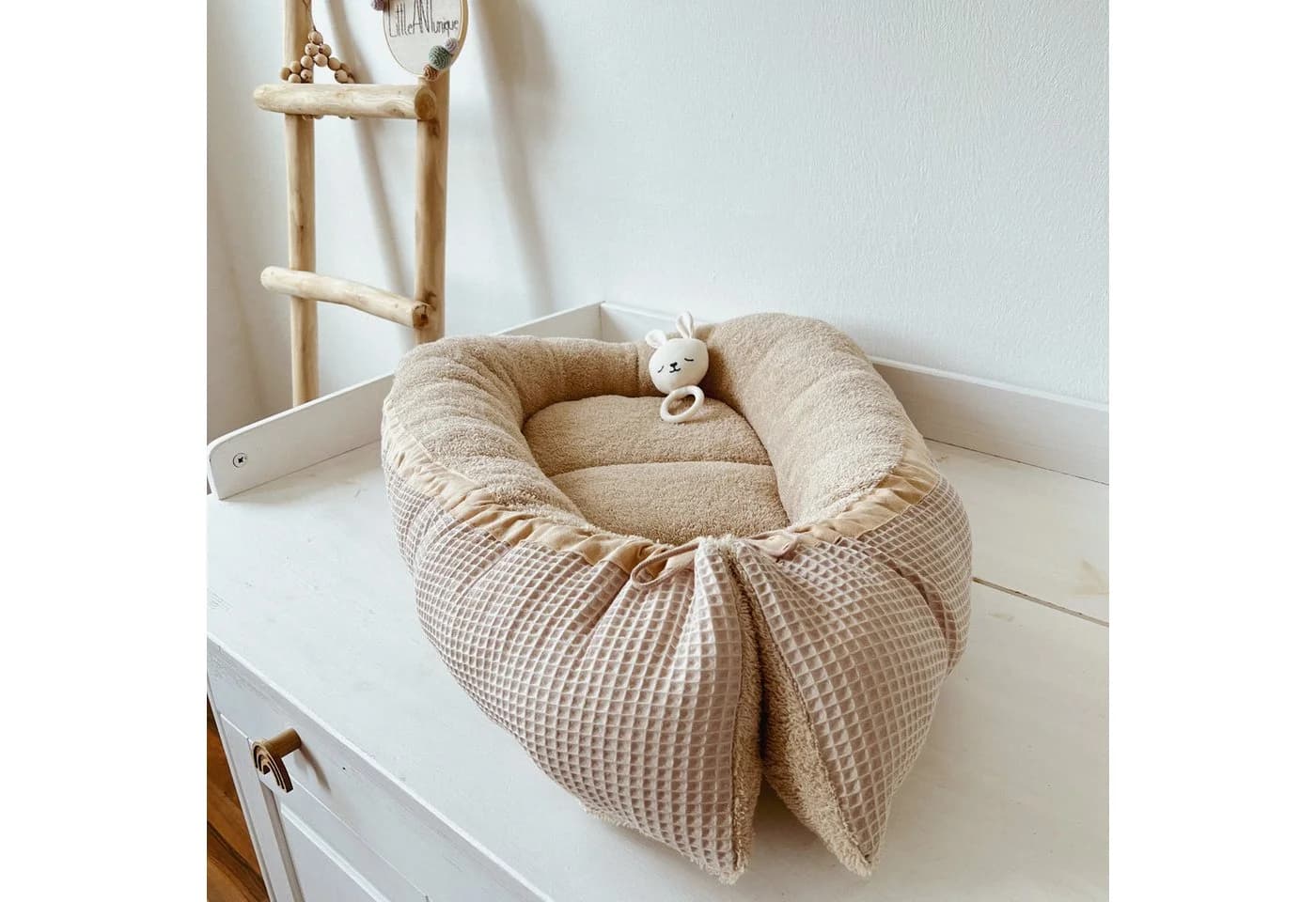 LittleANTunique Bettnestchen Waffelpique Beige Babynest