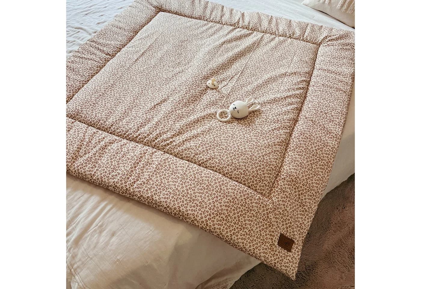 Krabbeldecke Leo Baumwolle Handmade in Germany LittleANTunique